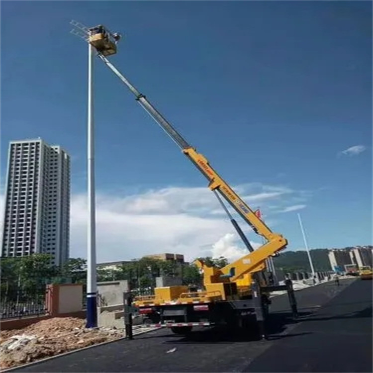 徐州维修路灯的曲臂升降车出租